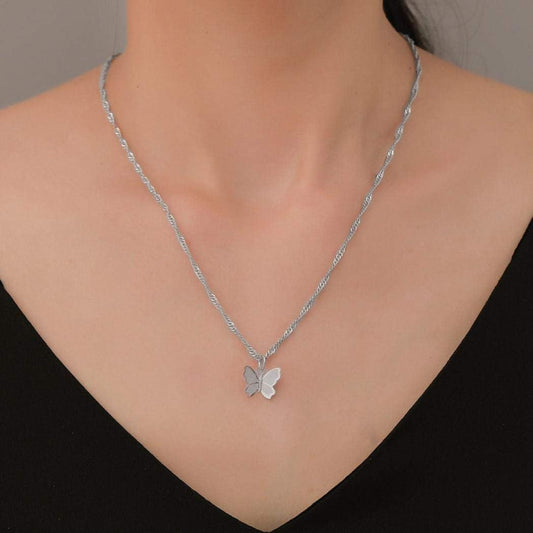 Fashion Necklace with Butterfly Pendant Clavicle Chain Boho Necklaces Simple Choker Jewelry For Woman and Girls