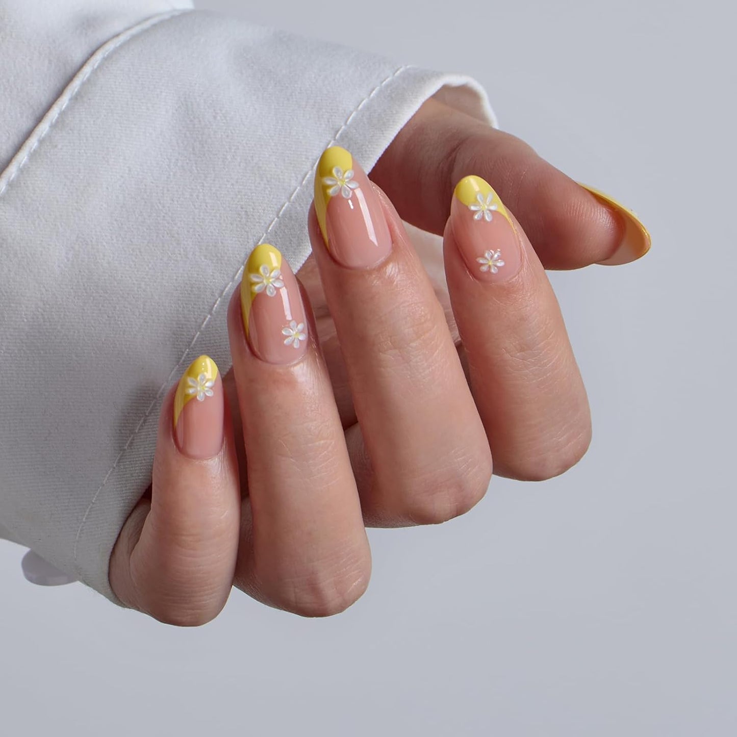 BTArtbox French Tip Press On Nails - Lamp-Curable Short Almond Press On Nails with Glue for Women, Semi-Transparent Soft Gel Glue On Nails in 16 Sizes - 32 Stick On Nails Kit, Daisy