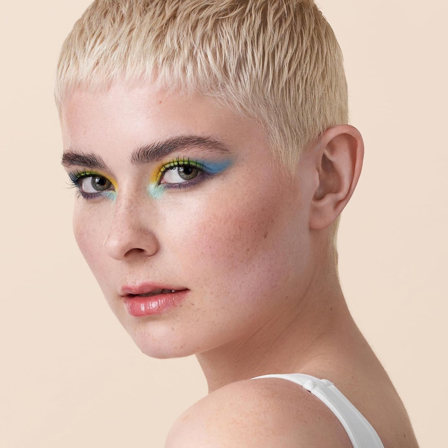 Catrice | Melted Sun Cream Bronzer, Easy to Blend Buildable Coverage for Long Lasting Bronzed Glow, Vegan & Cruelty Free, Without Parabens, Oil & Microplastic Particles (30 | Pretty Tanned)