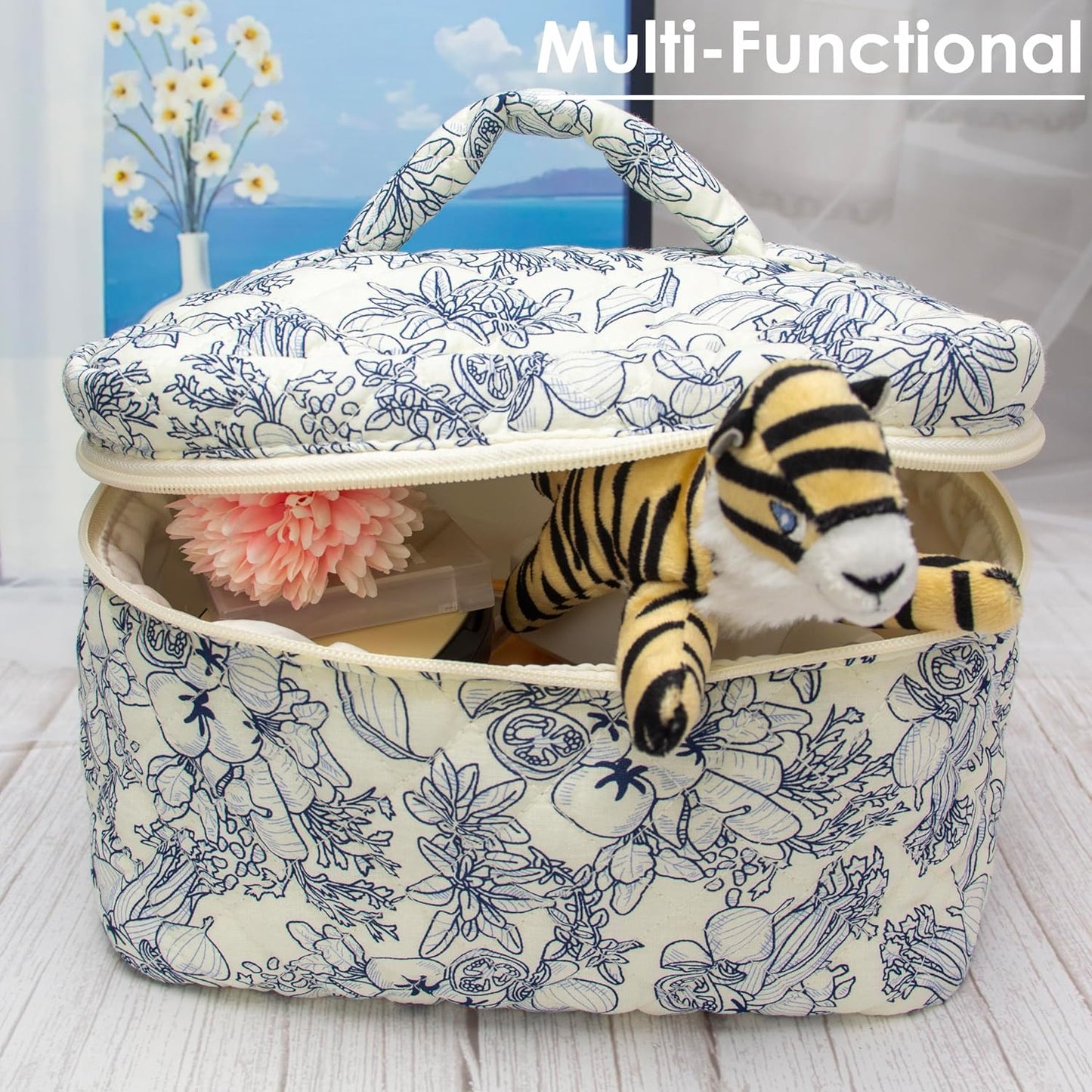PAZIMIIK Quilted Makeup Bag Large Travel Zipper Soft Cosmetic Case for Women Girls Make Up,Flower White